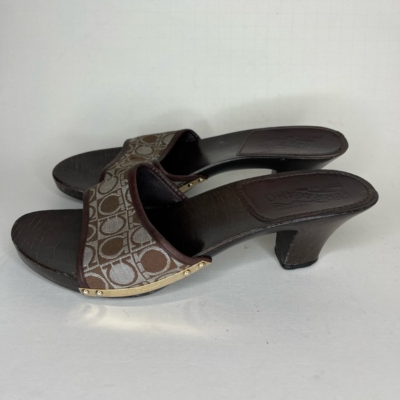 salvatore ferragamo sandals women Size 7.5B Signature Brown Textile Italy - Picture 9 of 16